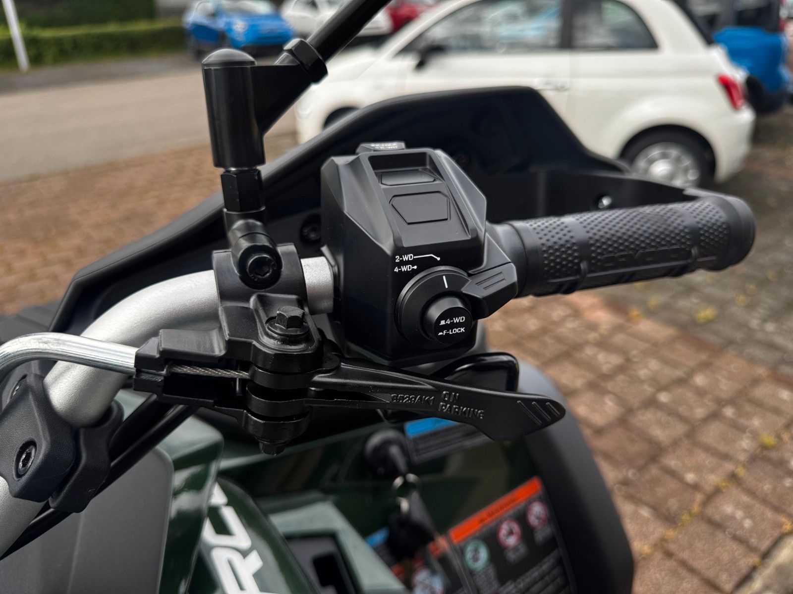 Fahrzeugabbildung CFMOTO CFMOTO CFORCE 1000 PRO ABS forest green KOFFER