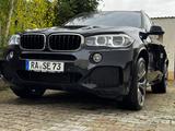 BMW X5 xDrive30d - - BMW X5: Blau, Luftfederung