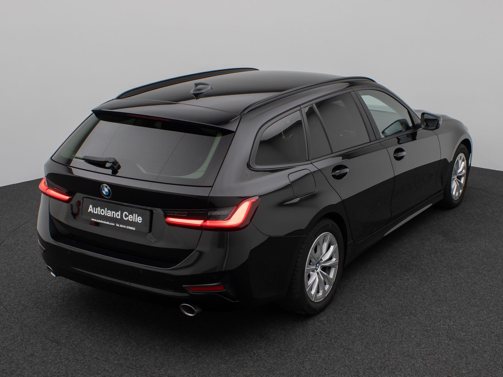 Fahrzeugabbildung BMW 320d DAB CockPitPr Lordos PDC Geschwindigkeitsre