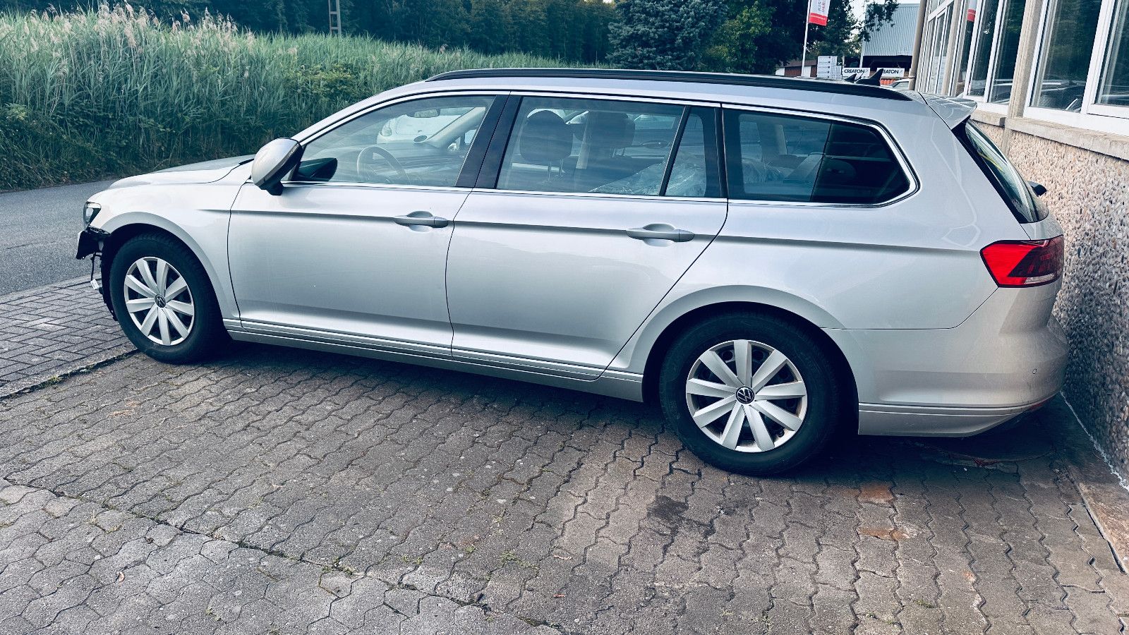 VW Passat Variant 2.0 TDI NAVI DSG LED