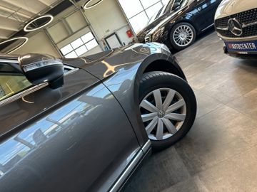 Volkswagen Passat Variant *Keyless*LED*NAVI*ACC*3-Zonen*