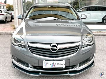 Opel Insignia - 2