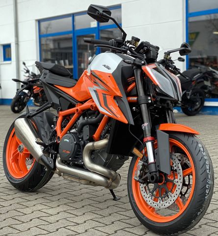 KTM 1290 SUPER DUKE R 2023 / Tech-Pack