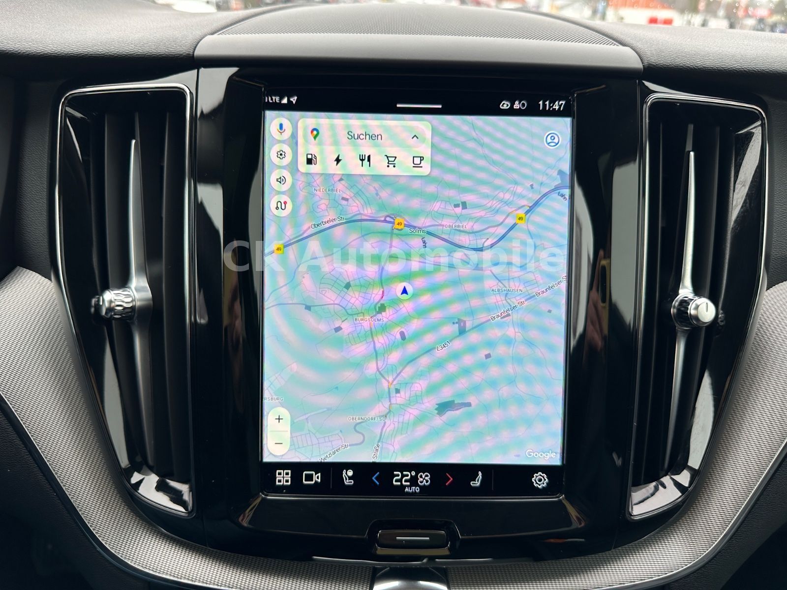 Fahrzeugabbildung Volvo XC60 T6 AWD Recharge Plus Dark/Pano/BLIS/AHK