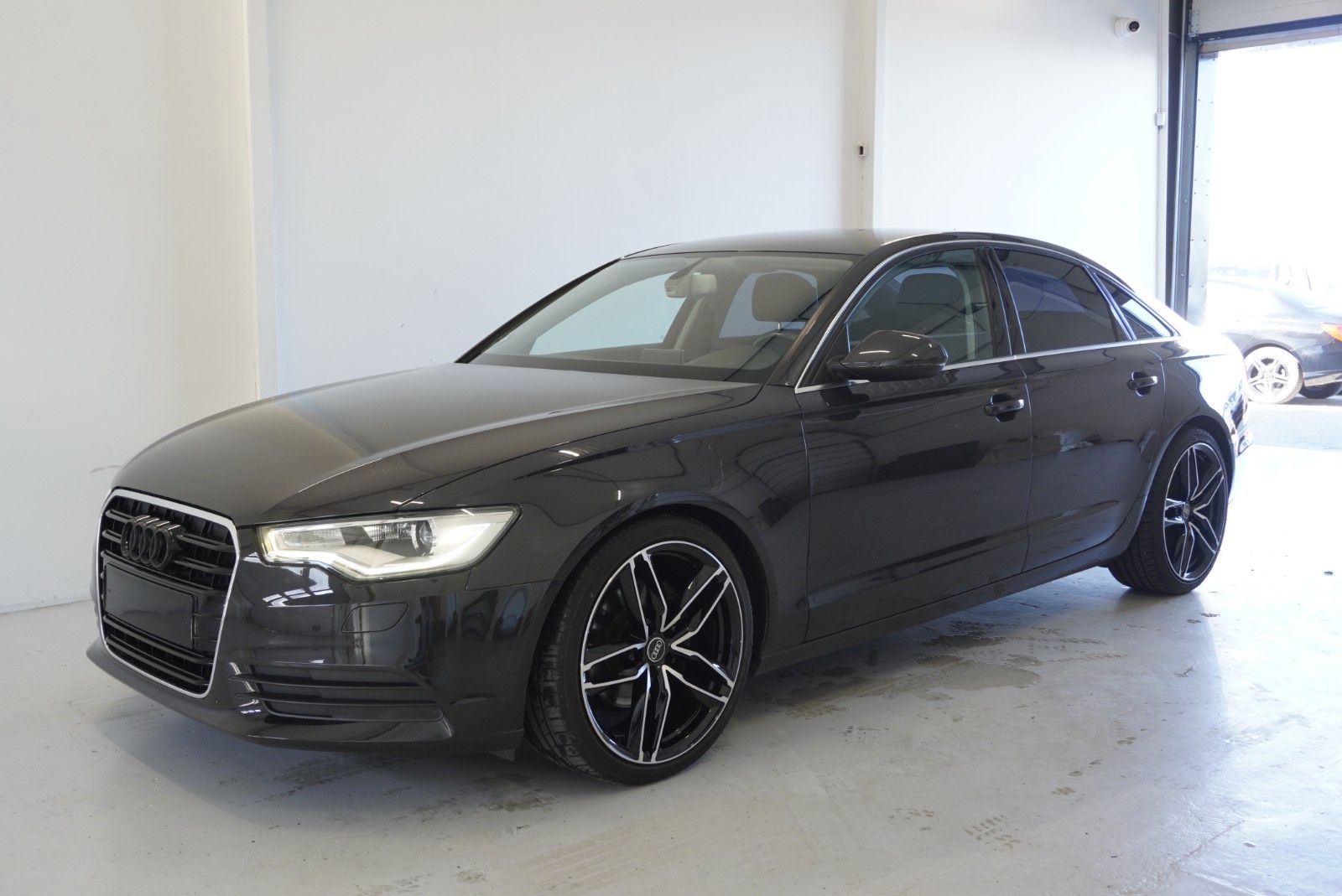 Audi A6 - 1