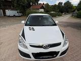 Hyundai i30 1.6 CRDi Classic Classic - gebrauchte Hyundai i30 aus dem Jahr 2007