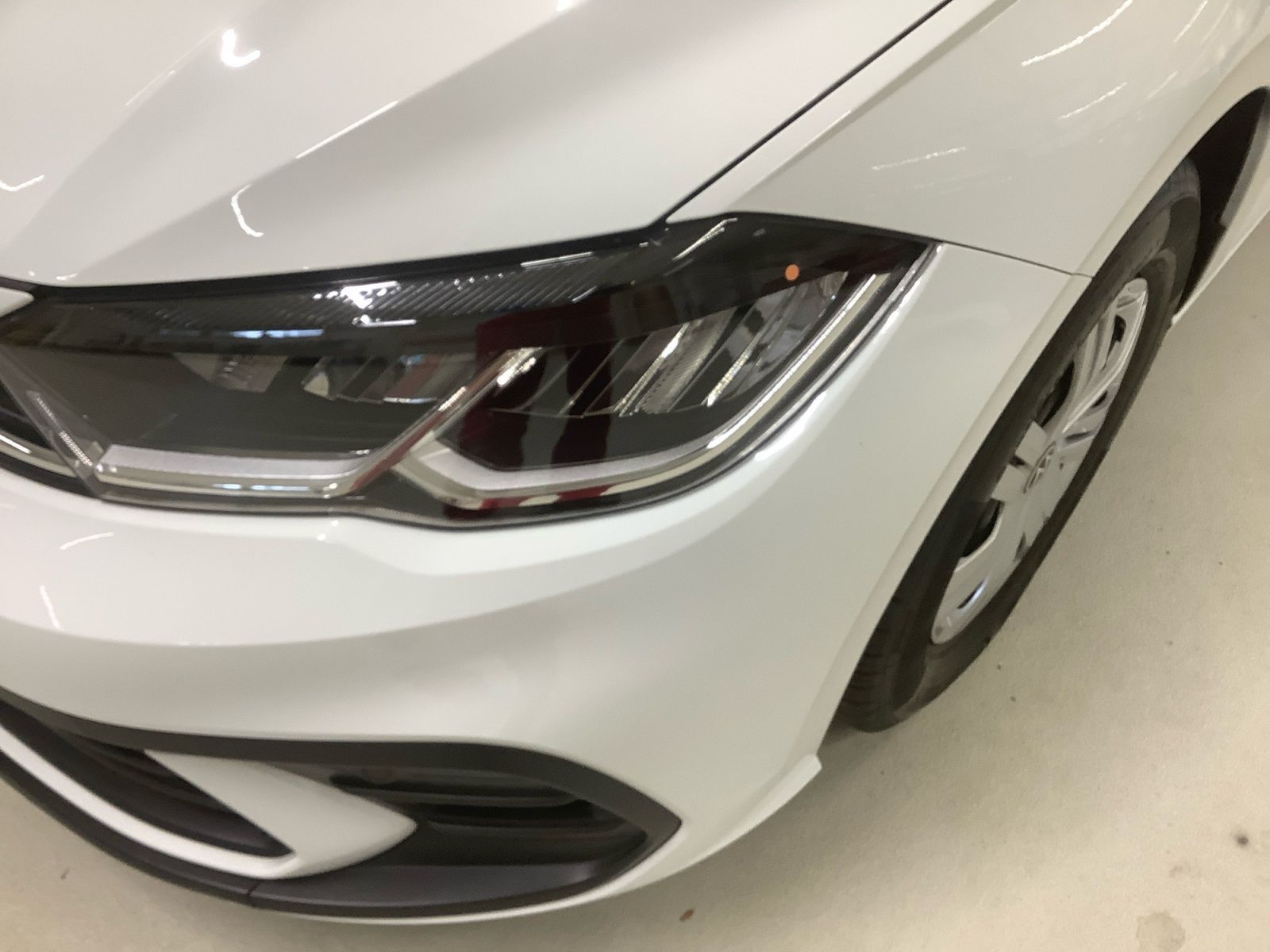 Polo 1,0 l 59 kW LED, Klima, SHZ, PDC