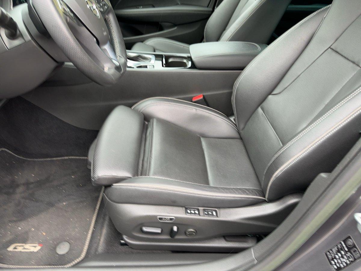 Opel INSIGNIA Allrad ST GSI *360°KAMERA+LEDER+HUD*