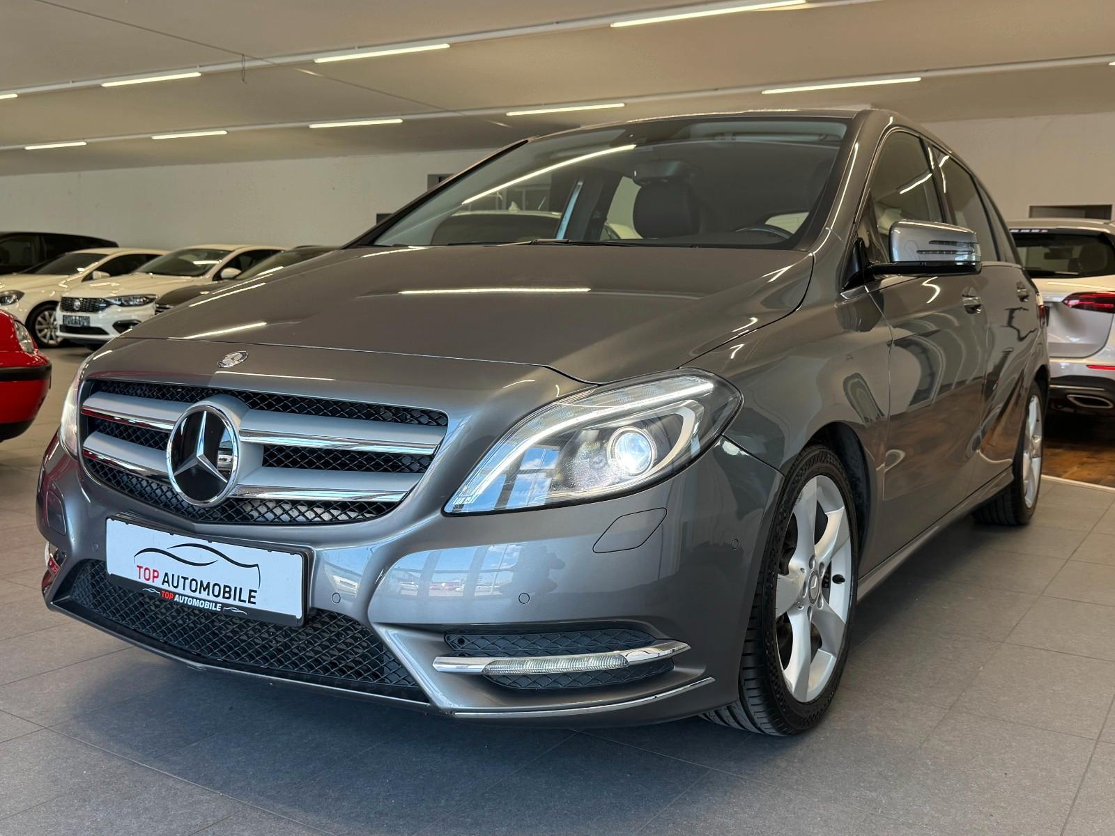 Mercedes-Benz B 200*2.HAND*NAVI*AHK*XENON*PDC*TEMPO*8-FACH*TÜV