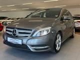 Mercedes-Benz B 200*2.HAND*NAVI*AHK*XENON*PDC*TEMPO*8-FACH*TÜV - Mercedes-Benz B 200 mit Benzin-Antrieb: Limousine, Schaltgetriebe