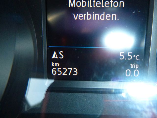 Fahrzeugabbildung Volkswagen Passat Variant 2.0 TDI, Business>AUT/AHK/LED/360