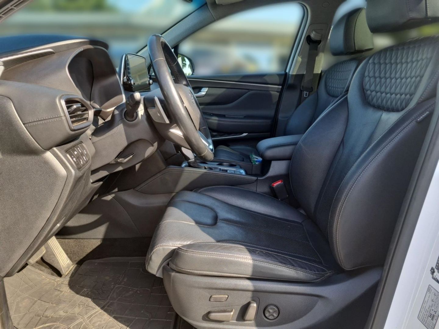 Fahrzeugabbildung Hyundai SANTA FE New 2.2 CRDi 4WD Pano