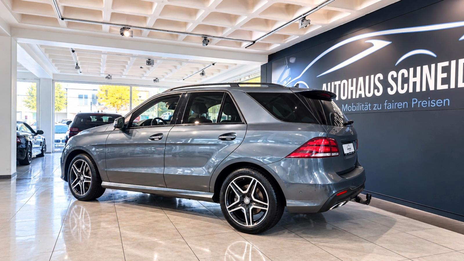 Mercedes-Benz GLE 350 d 4Matic AMG Line *Navi*RFK*AHK 3,5t*