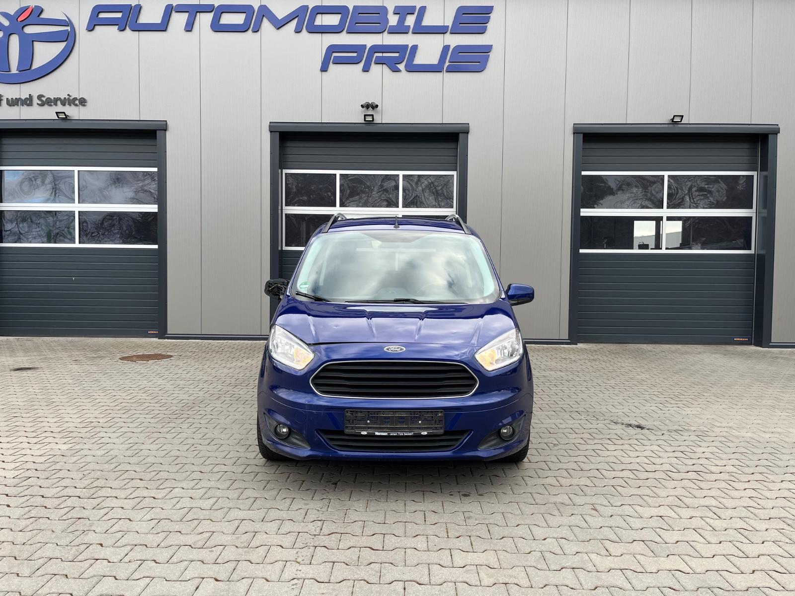 Ford Tourneo Courier Titanium