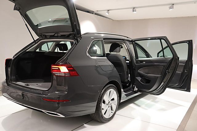 Golf Variant Style 1.5 eTSI DSG TravelAssist Kam