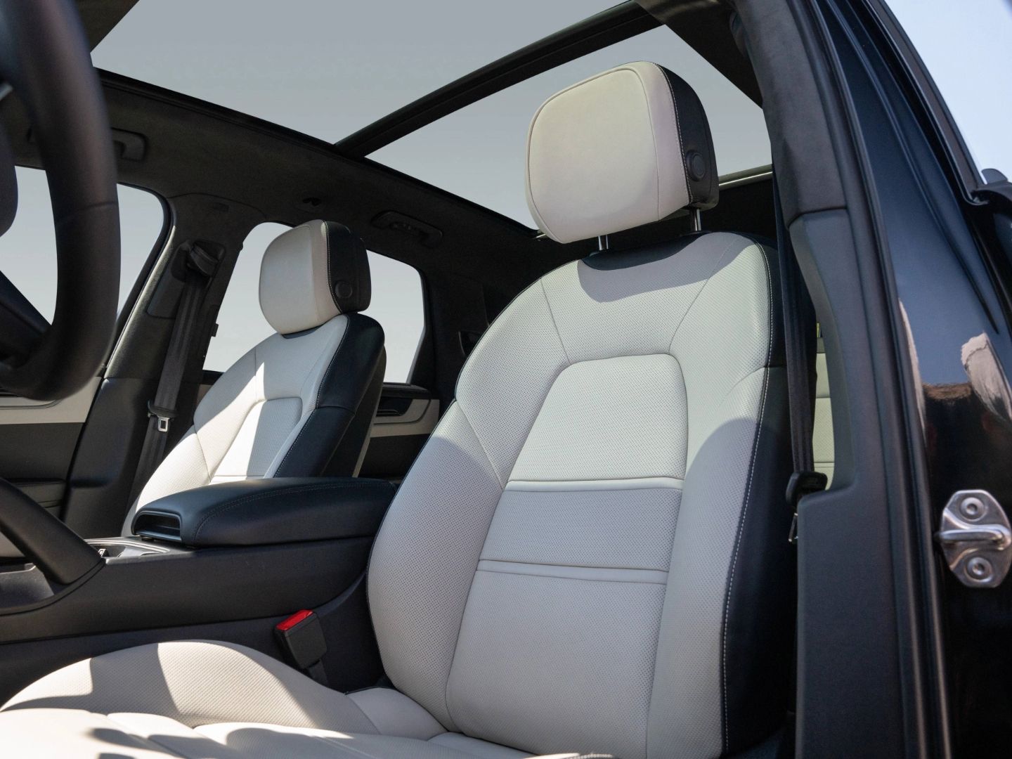 Porsche Cayenne Turbo E-Hybrid PDCC AHK Pano HUD 22'' foto 5