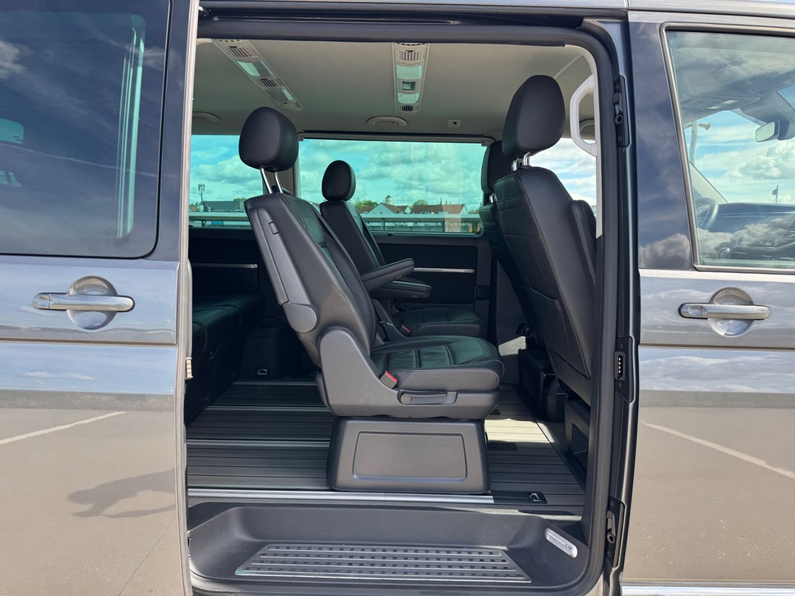 Volkswagen T6.1 Multivan 4M DSG 7-STZE VIRTU NAVI LED LEDER foto 9