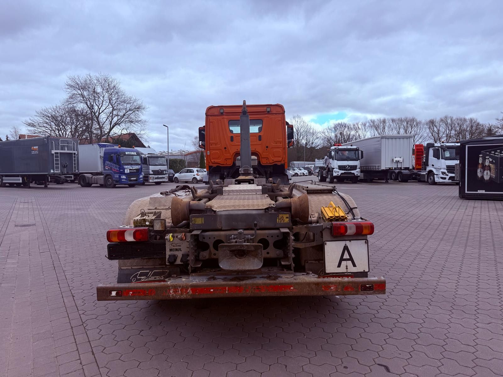 Fahrzeugabbildung Mercedes-Benz Antos 2545 Abrollkipper Meiler2070 Kupplung Neu
