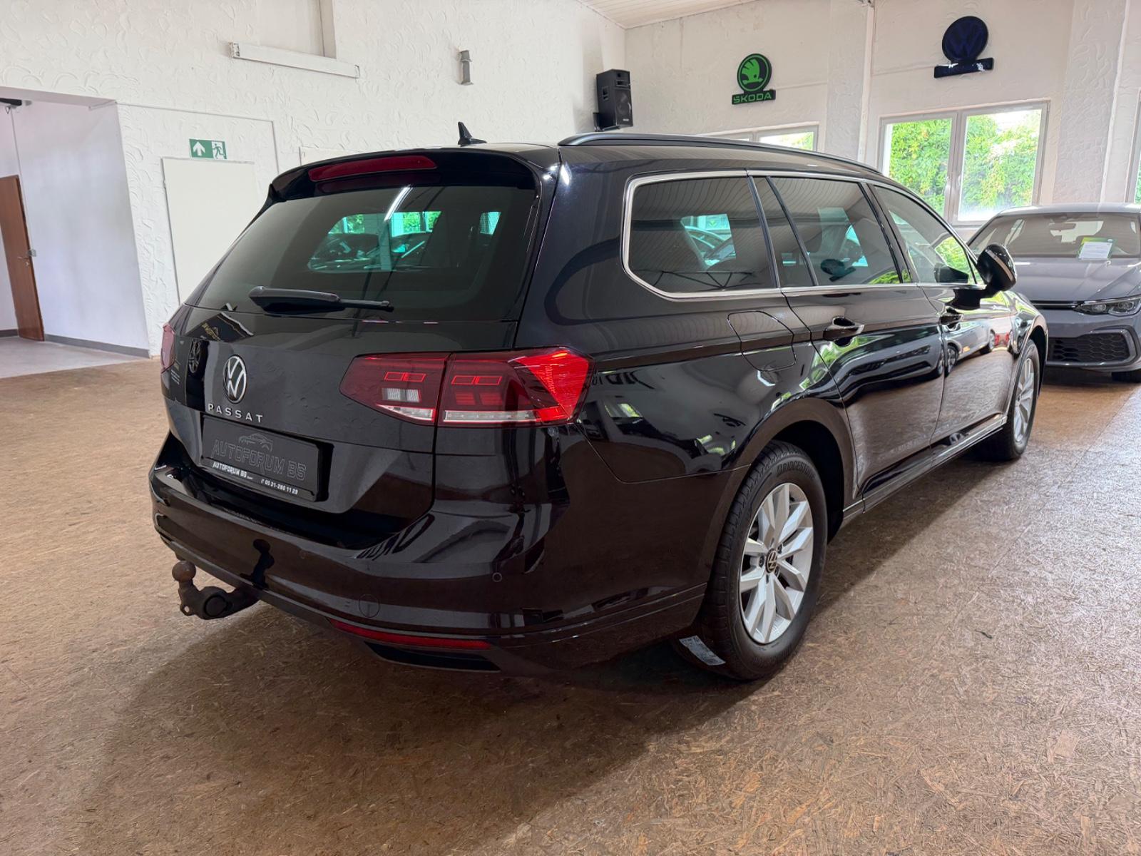 Volkswagen Passat Variant Business 2.0TDI DSG/STANDHEIZ/AHK