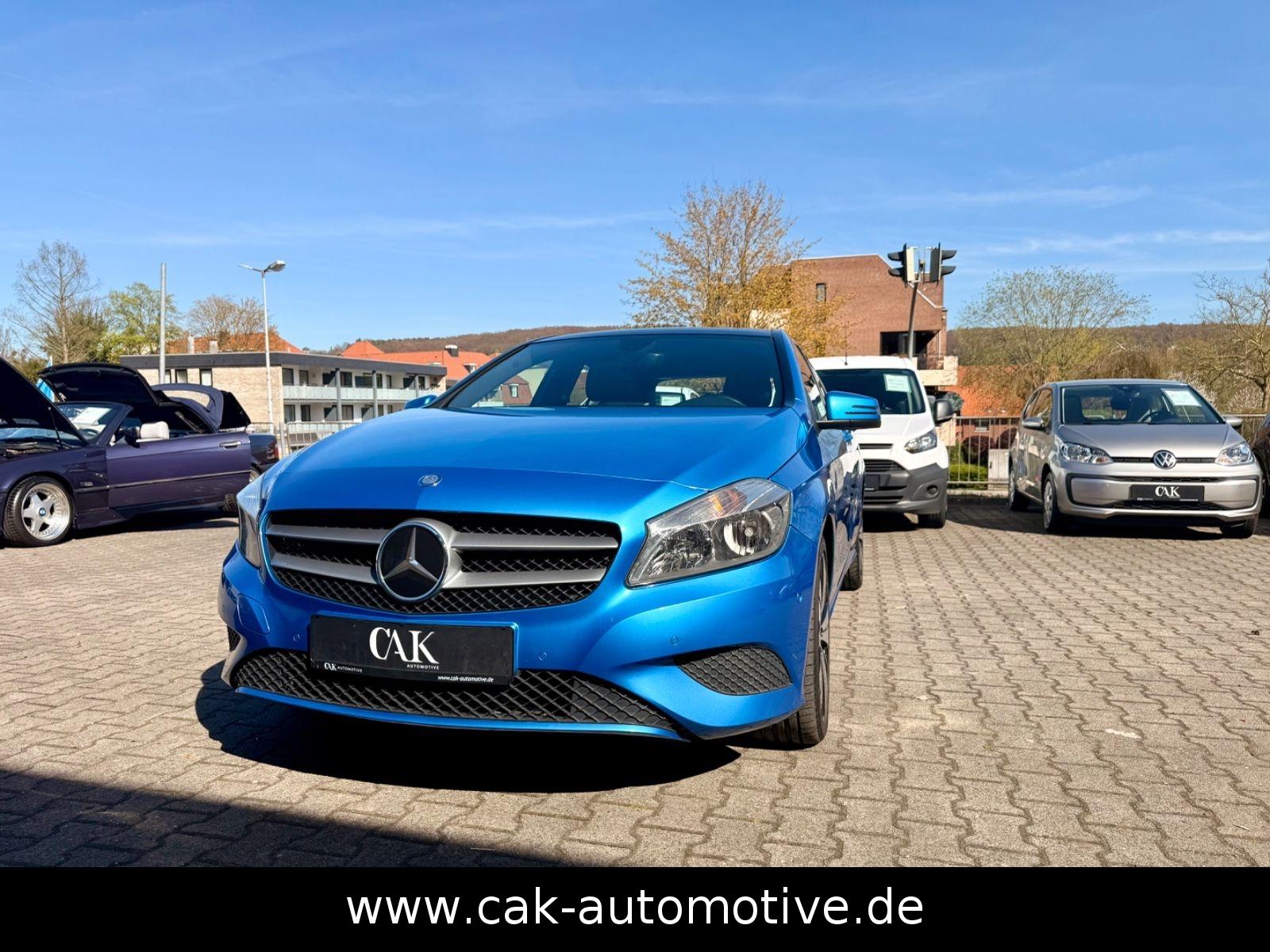 Mercedes-Benz A 180 BlueEfficiency / Panoramadach