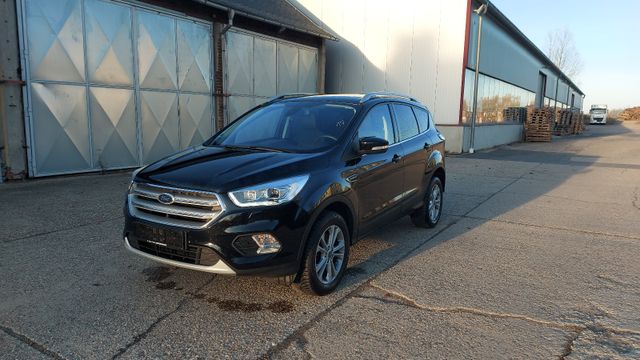 Ford Kuga Titanium 2.0 TDCI 4x4 AHK DAB