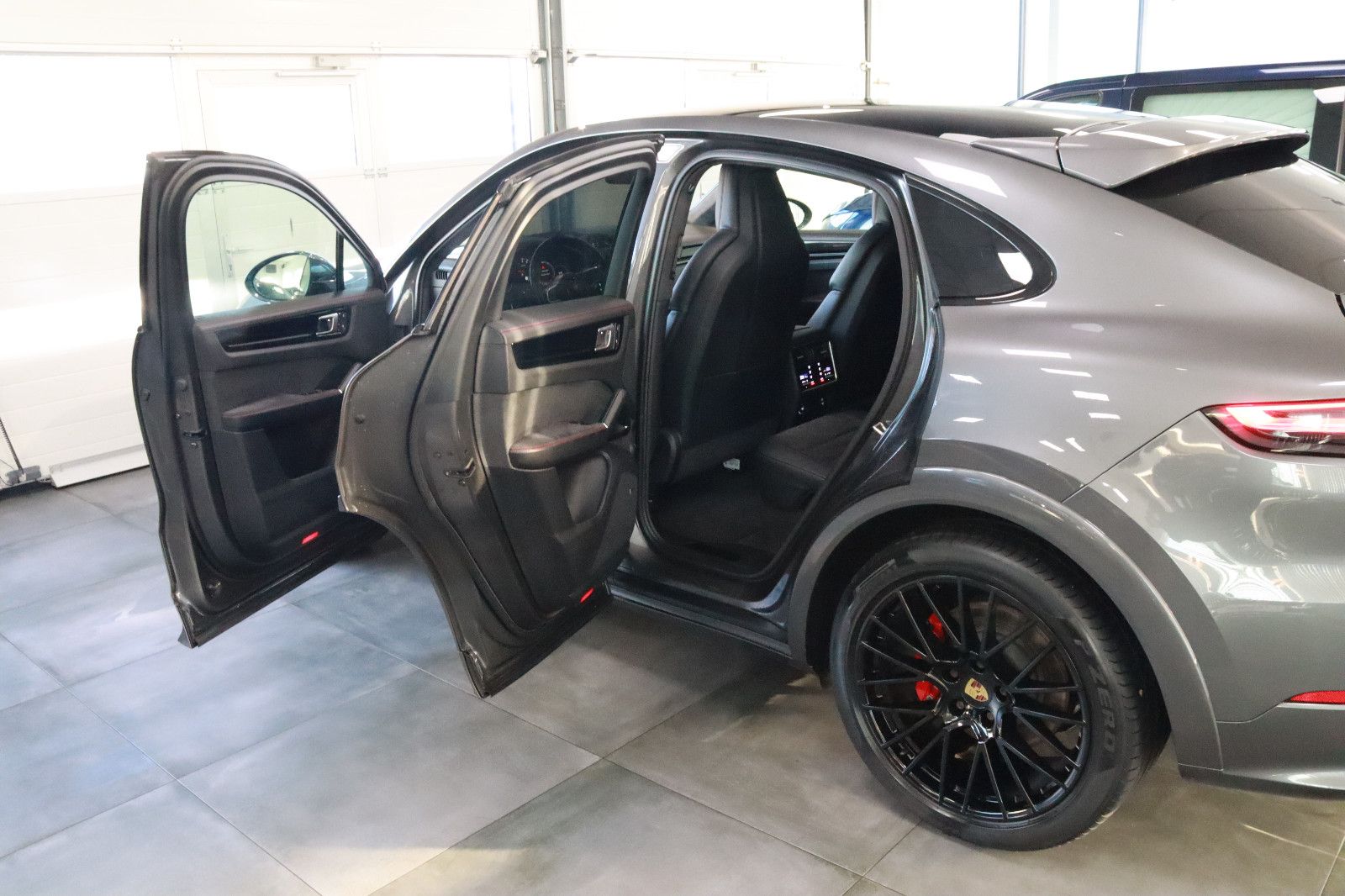 Porsche Cayenne Coupe GTS * 1.HAND + MEGA OPTIK * foto 11