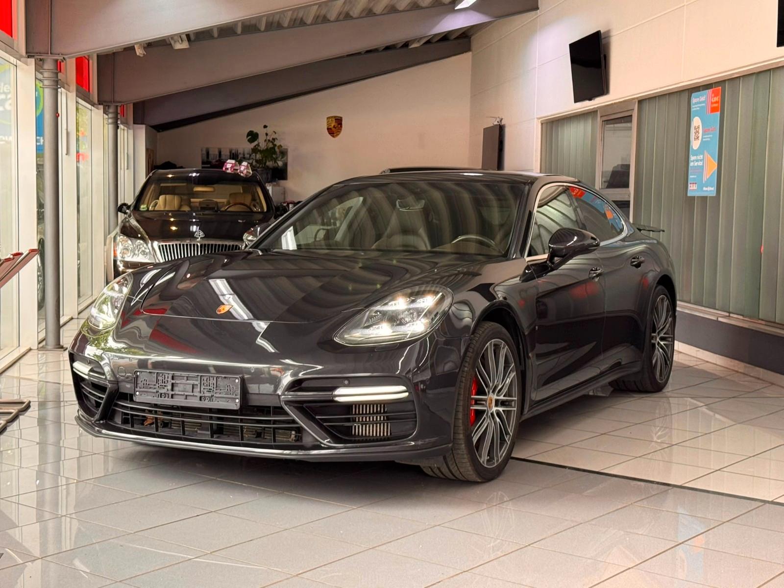 Porsche Panamera *550 PS*V8 *Turbo*Sport Chrono*