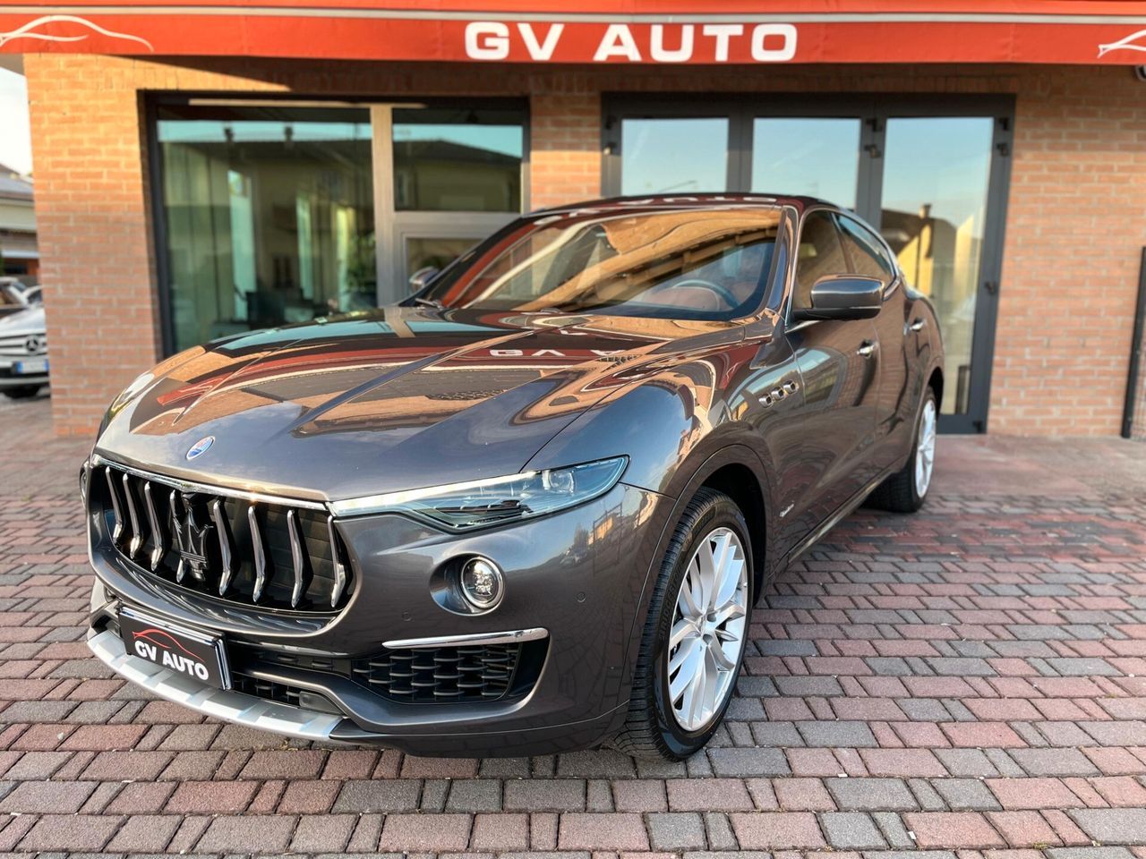 Maserati MASERATI LEVANTE 250cv AWD GRANLUSSO imagem 3