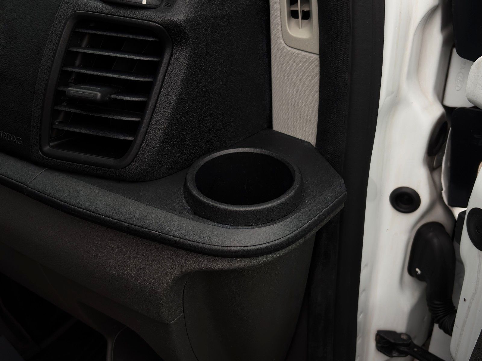 Fahrzeugabbildung Ford Transit Custom 300 L2 H1 Trend Navi Kamera Temp.
