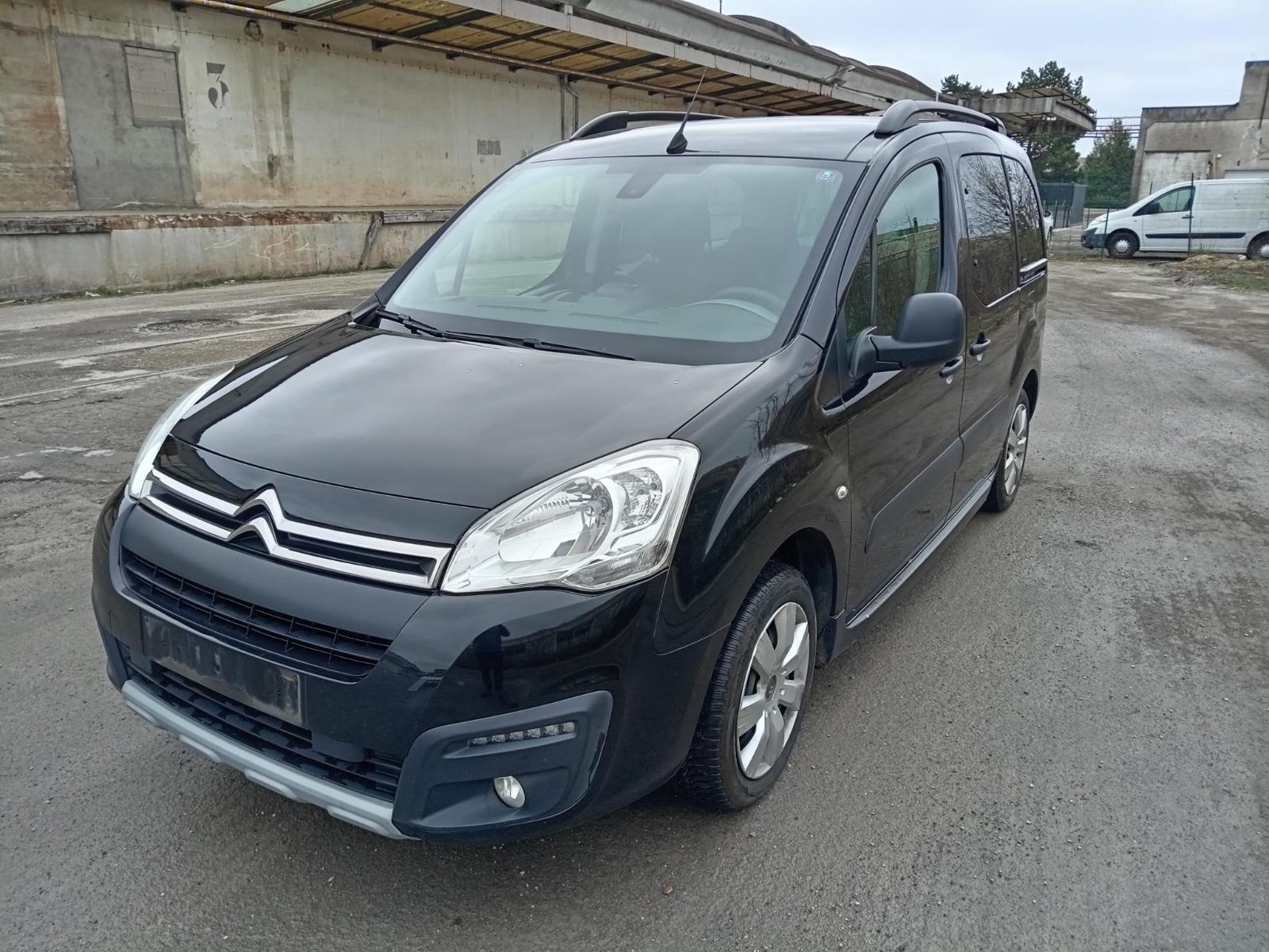 Citroën Berlingo Multispace 1.2 ALLURE (PETROL/GAS)