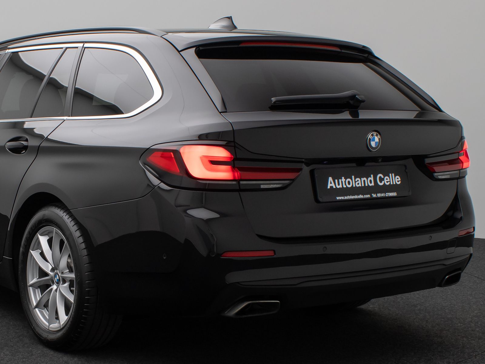 Fahrzeugabbildung BMW 530d Kamera DAB HiFi 4xKlima Leder Sport Alarm