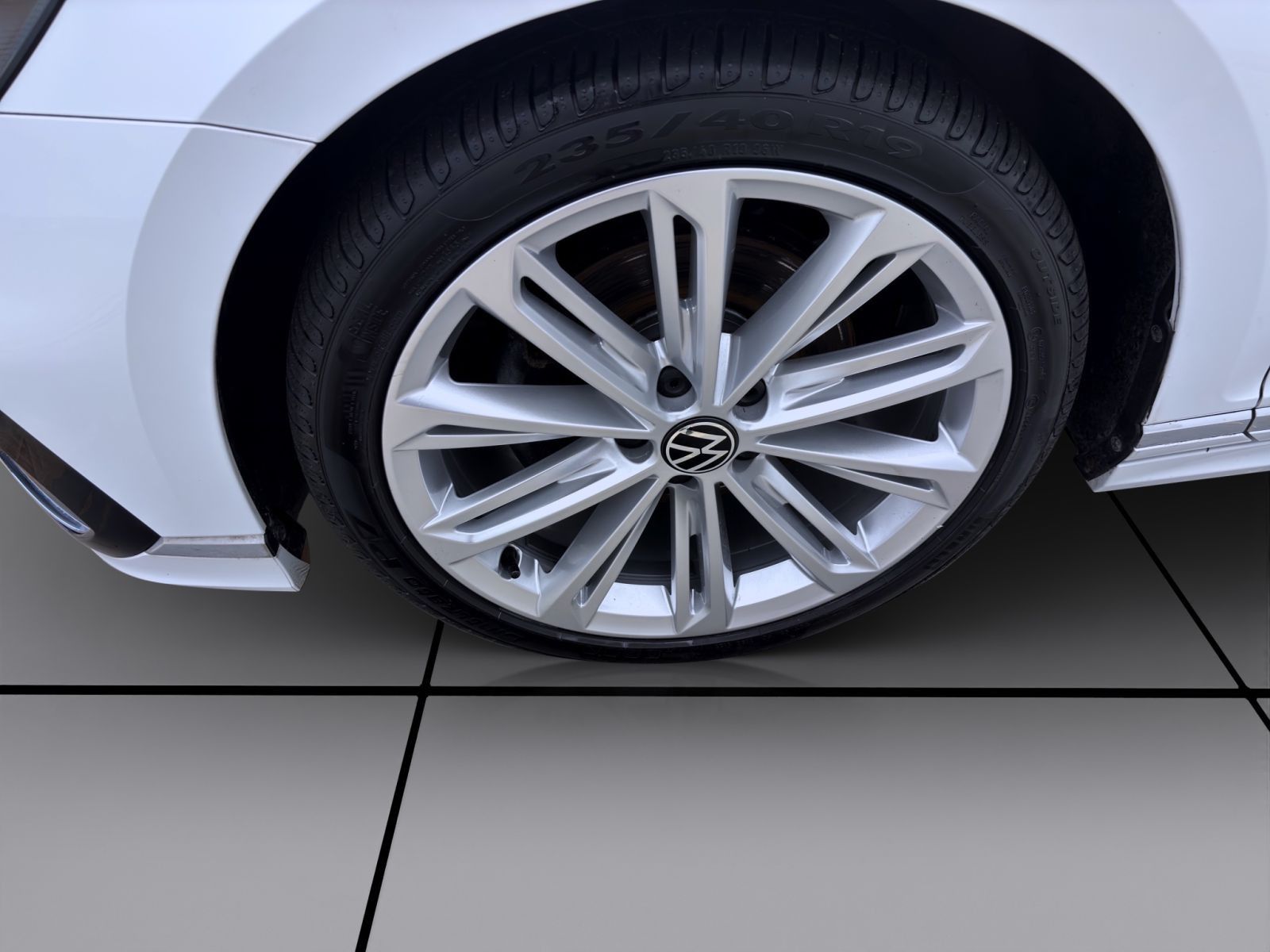 Volkswagen Passat Variant - Bild 9