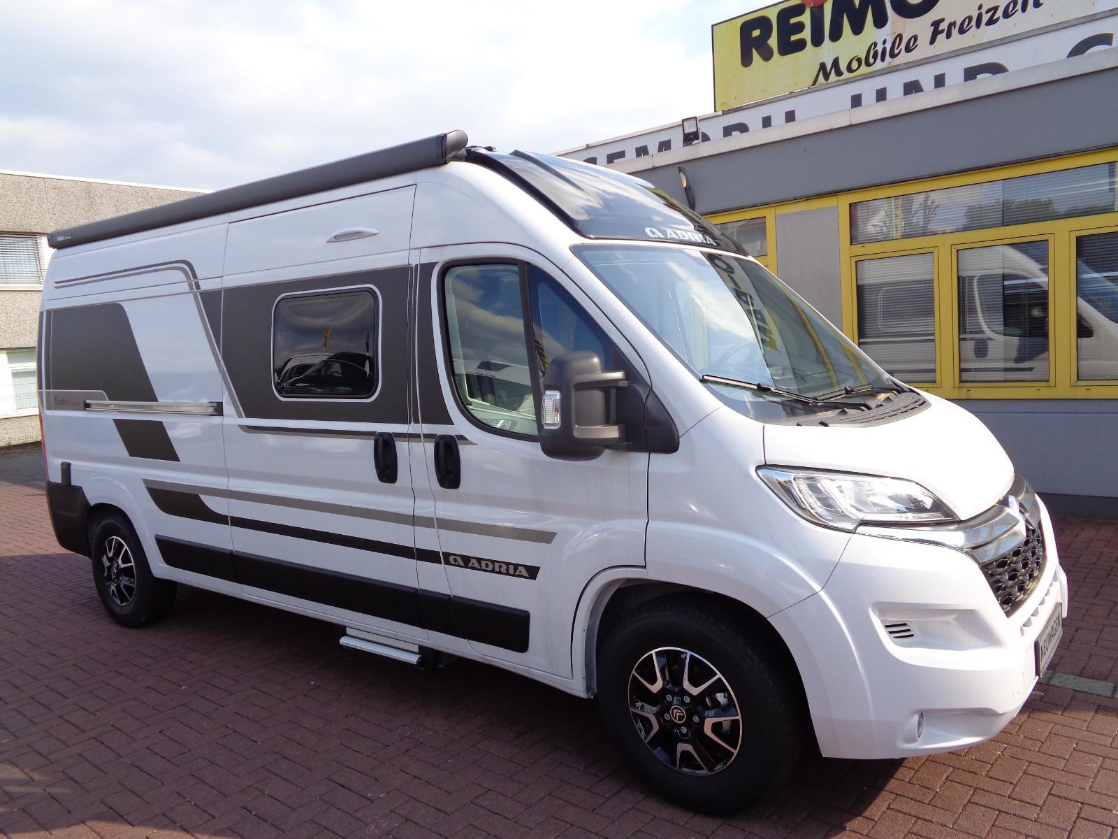 Adria Twin Supreme 600 SX, Hubbett Heck, 165PS