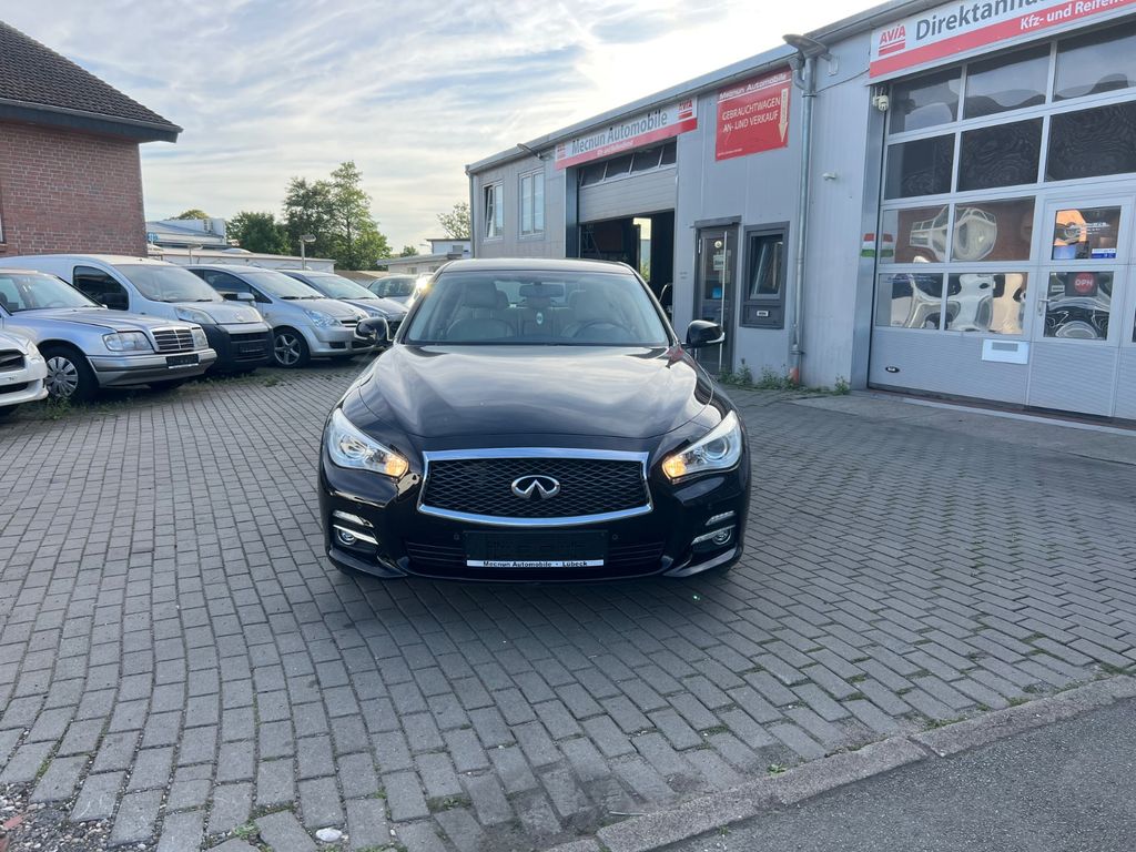 Infiniti Q50