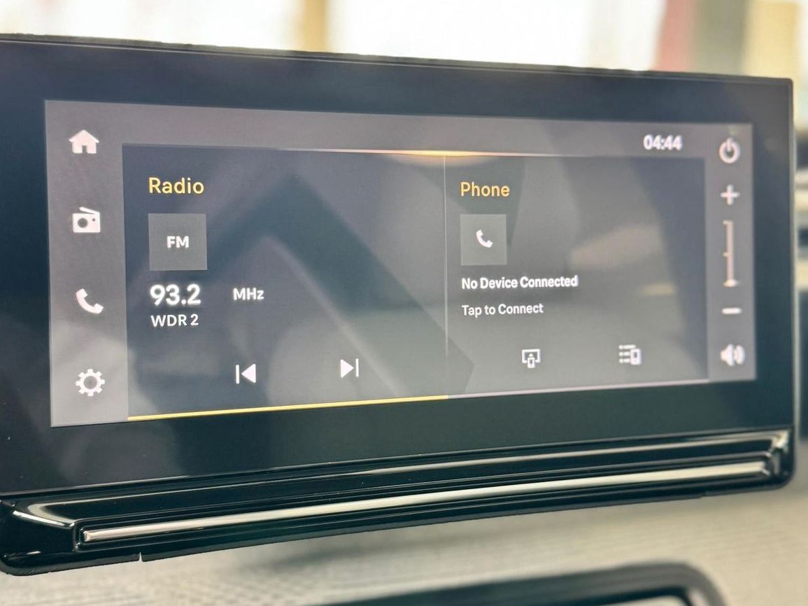 Fahrzeugabbildung Citroën C3 Aircross Hybrid 145 PLUS