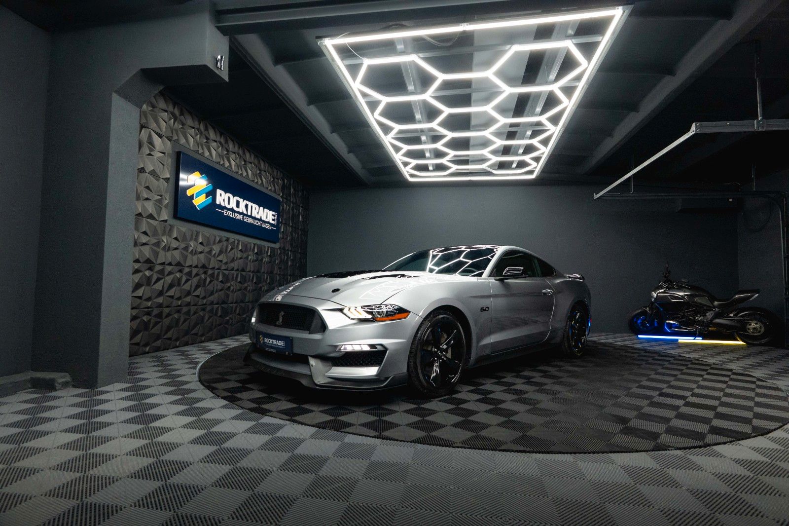 Fahrzeugabbildung Ford Mustang Shelby GT 500 5.0 V8 Performance *LED*