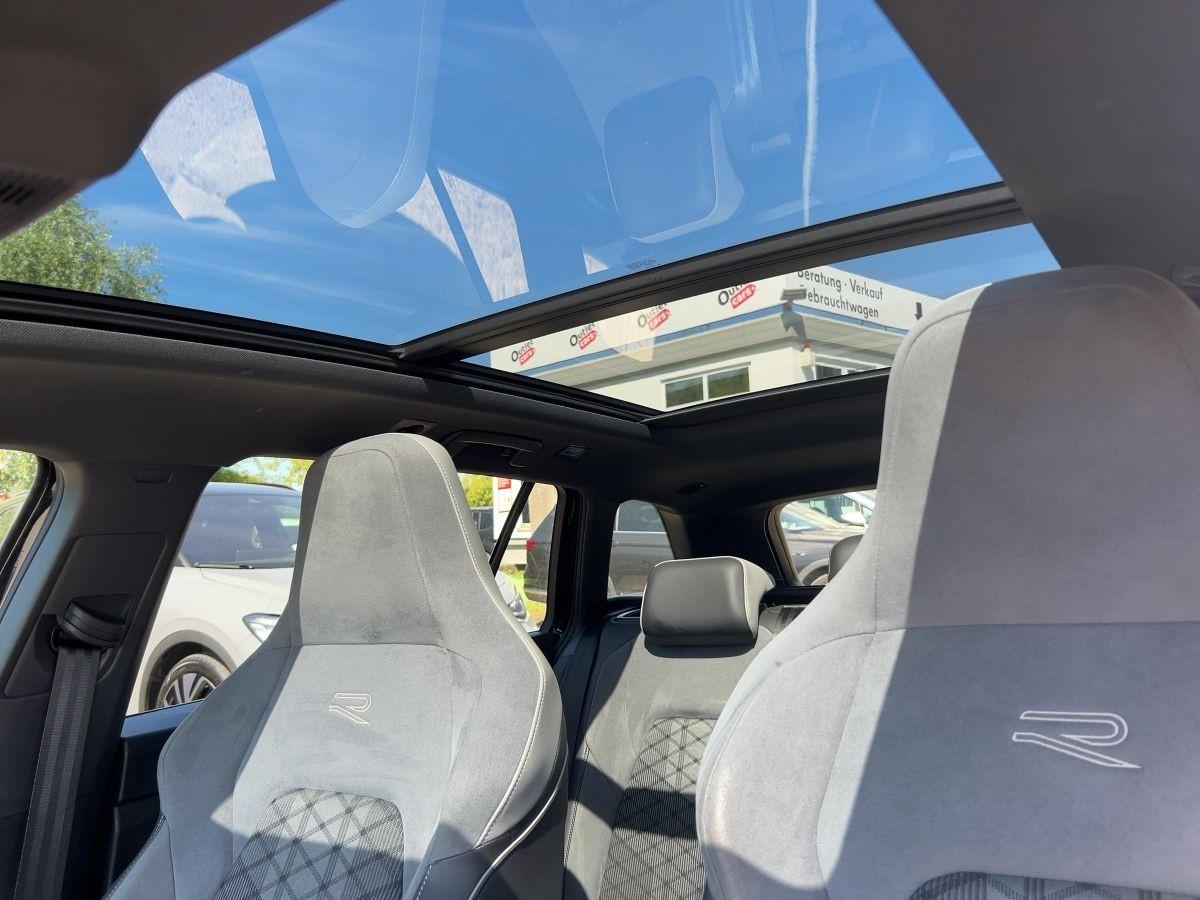 Volkswagen Golf Variant VIII 1.5 eTSI DSG R-Line Pano Navi, миниатюра 17