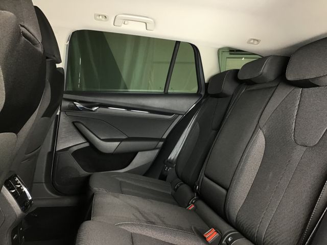 Fahrzeugabbildung Skoda Octavia Clever Combi 1.5 TSI DSG/Navi/RFK/ACC