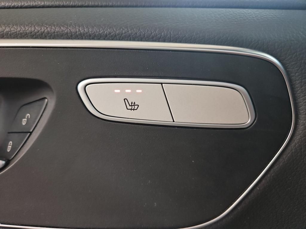 Fahrzeugabbildung Mercedes-Benz V 250 ED kompakt AMG 8 Sitze Night AHK DISTRONIC