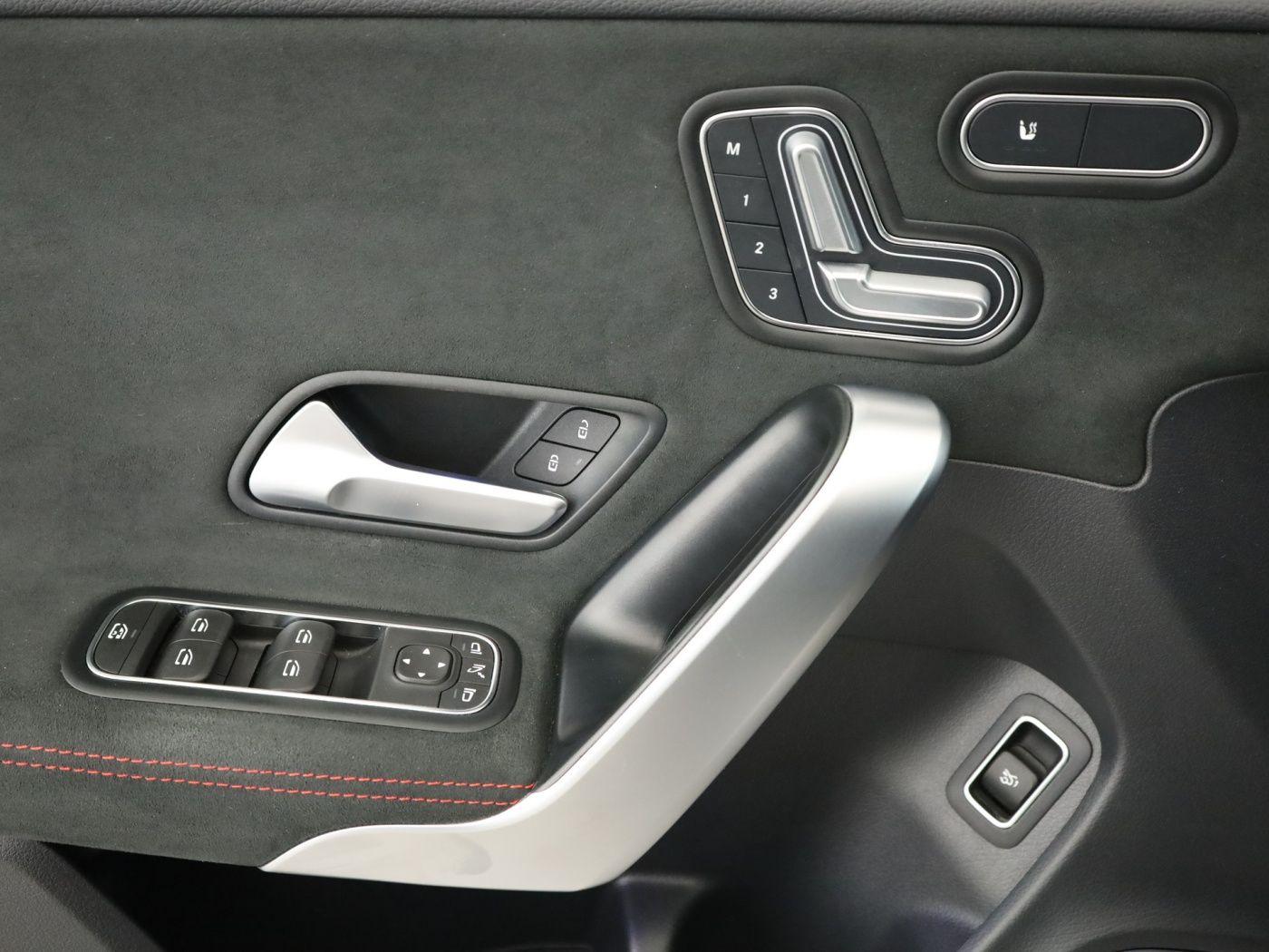 Mercedes-Benz CLA 35 AMG 4M LED Burmester Memory Night Kamera foto 20