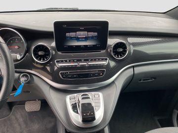 Mercedes V 300 - 12