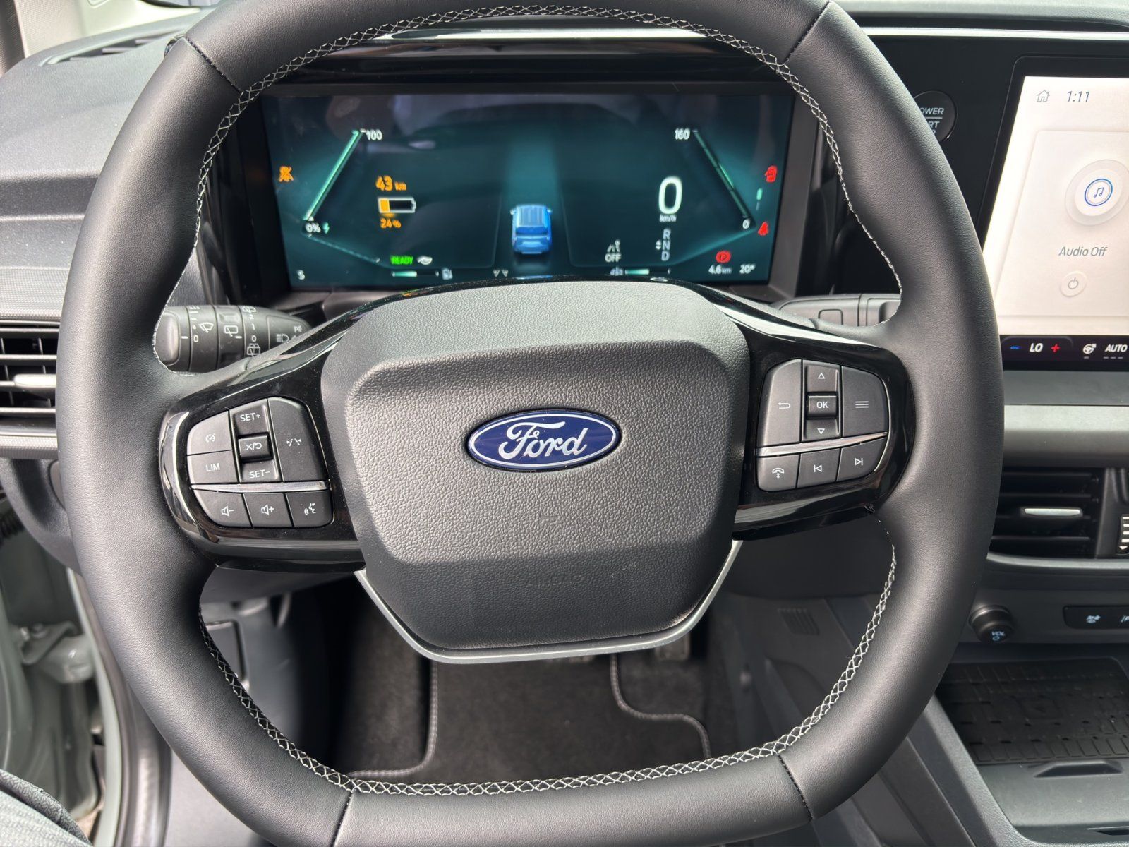 Fahrzeugabbildung Ford Tourneo Courier eMotor BEV Titanium