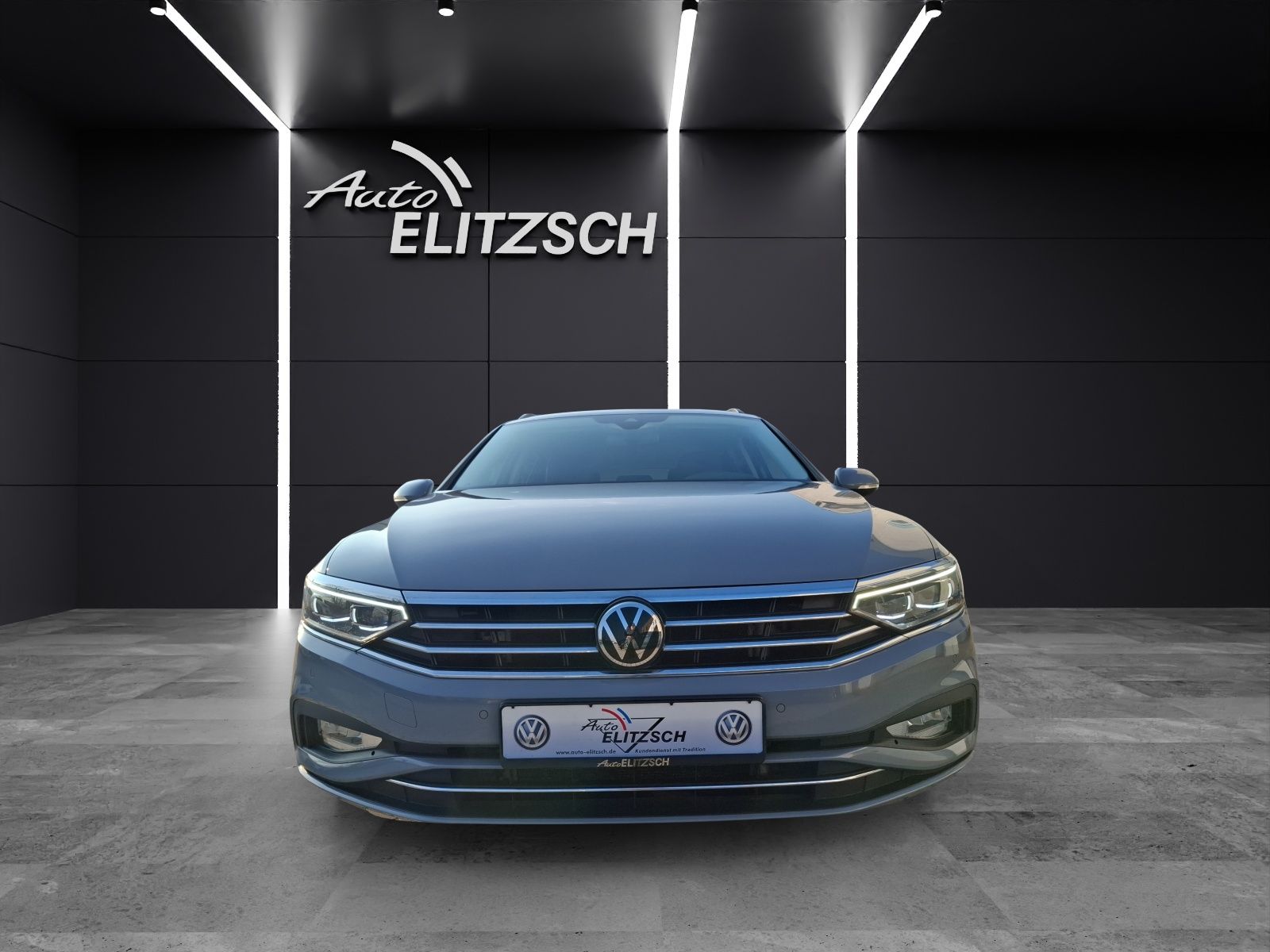 Fahrzeugabbildung Volkswagen Passat Variant TSI Business DSG Matrix Standhzg.