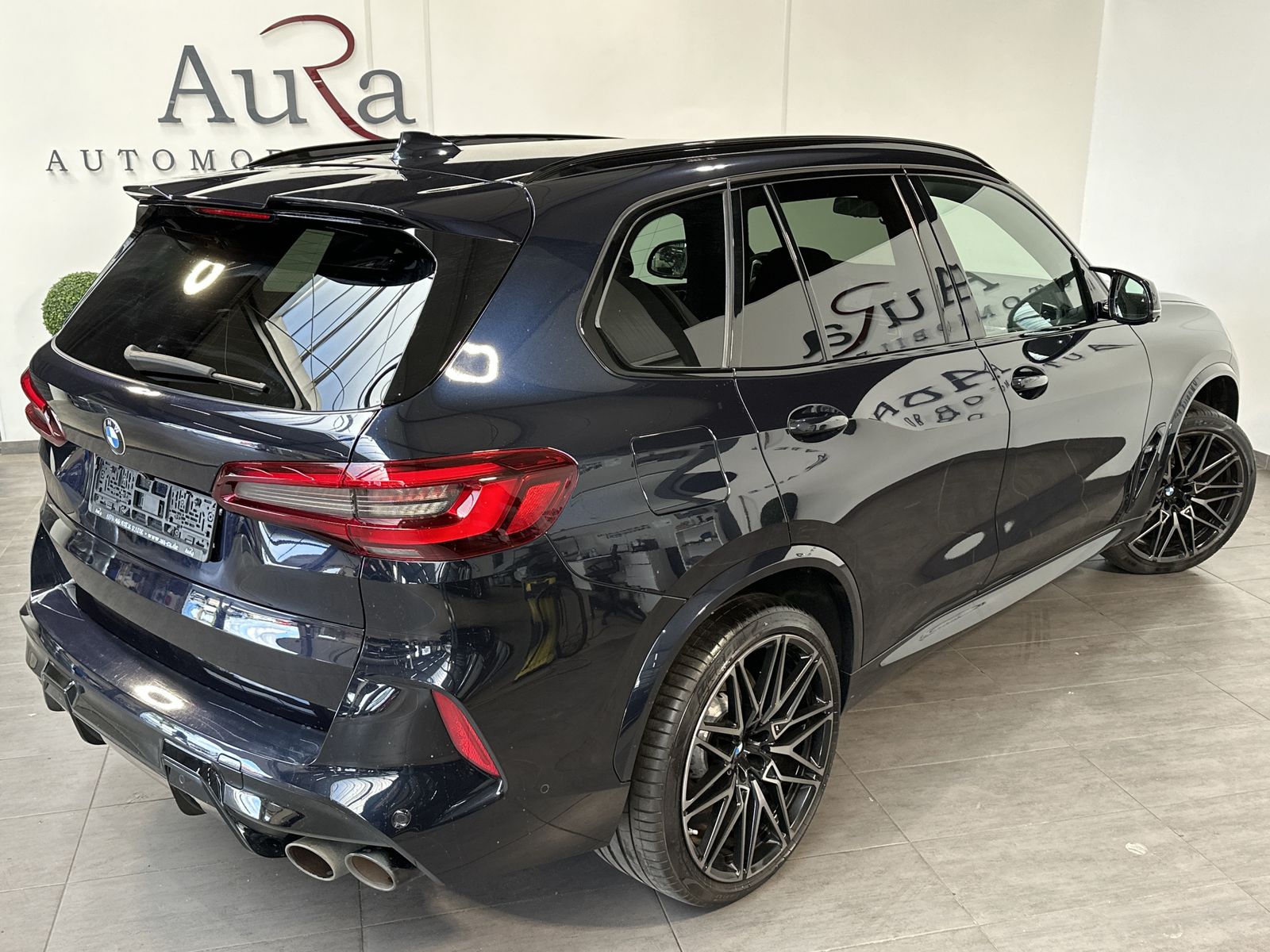 Fahrzeugabbildung BMW X5 M Competition M DRIVER'S+NAV+LED+360GRAD+22ZO