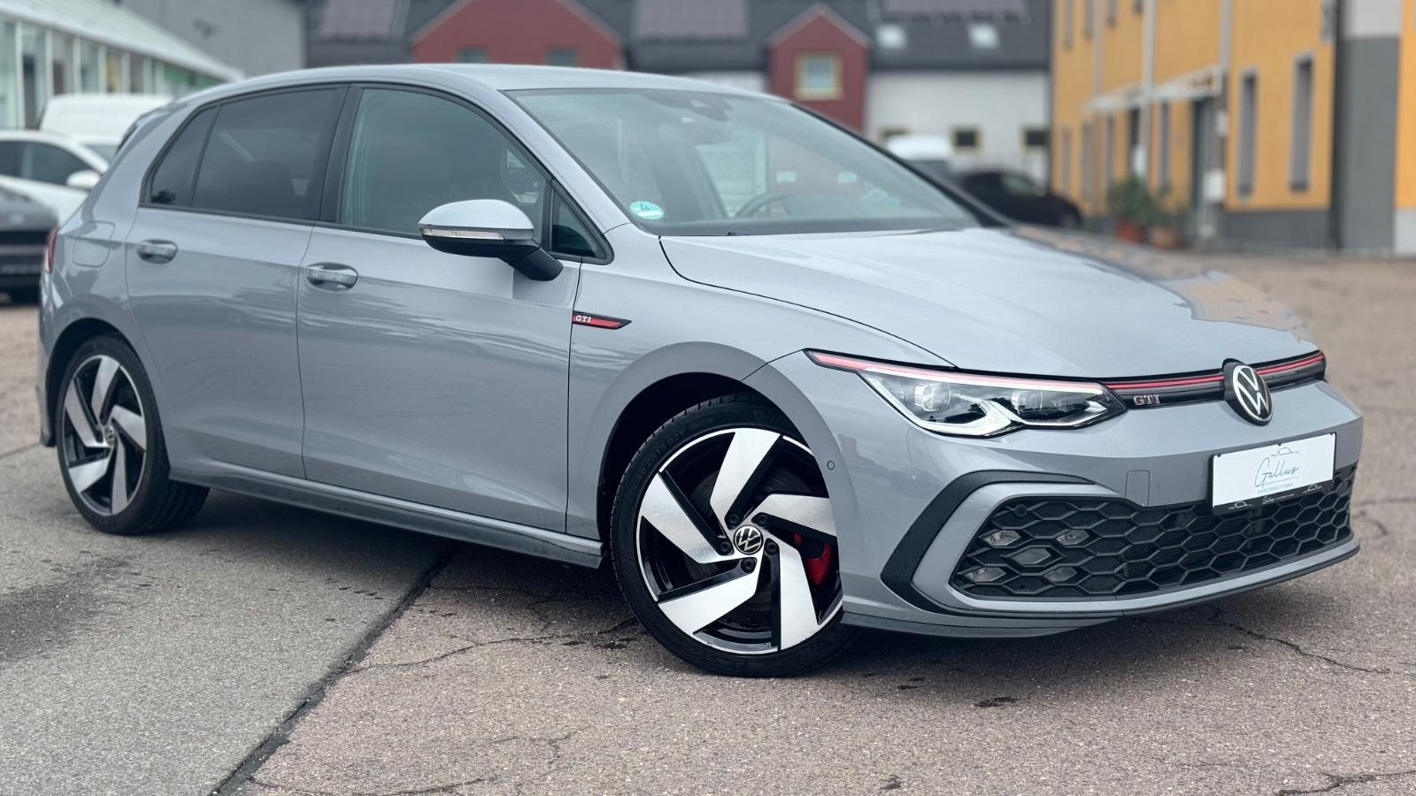 Volkswagen Golf VIII Lim. GTI *IQ-LED*LHZ*SHZ*NAVI*APP*