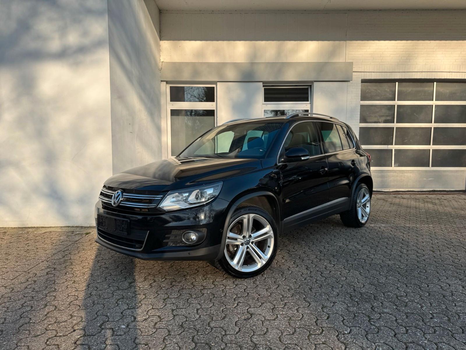 Volkswagen Tiguan 2.0 TDI DSG Lounge 4Motion Navi LED AHK