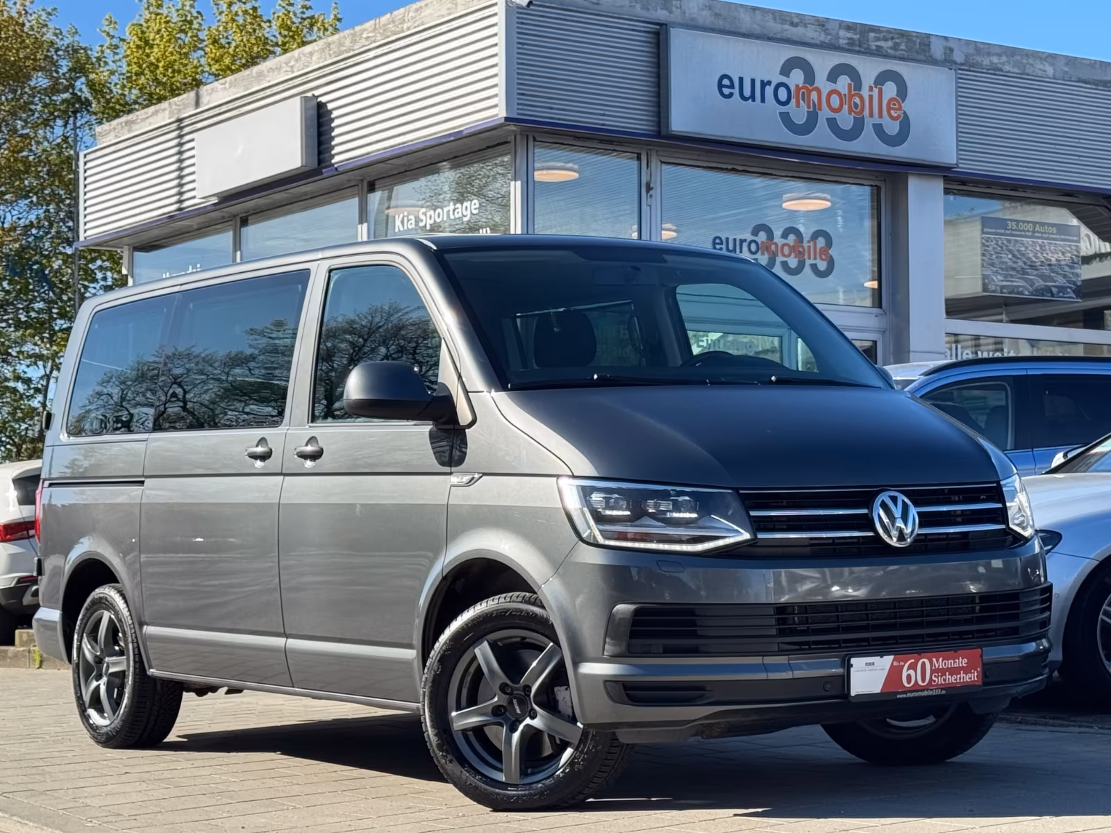 Volkswagen T6 Caravelle *LED*AT-Motor*Temp*Sitzheiz*8Sitze*