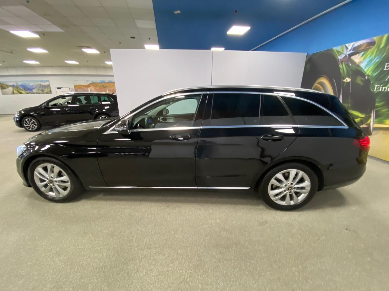Fahrzeugabbildung Mercedes-Benz C 200 Mildhybrid+AVANTGARDE+Kamera+Navigation