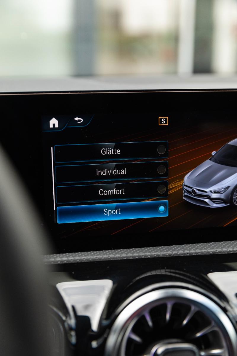 Mercedes-Benz CLA 35 AMG Shooting Brake 4Matic Vollausstattung