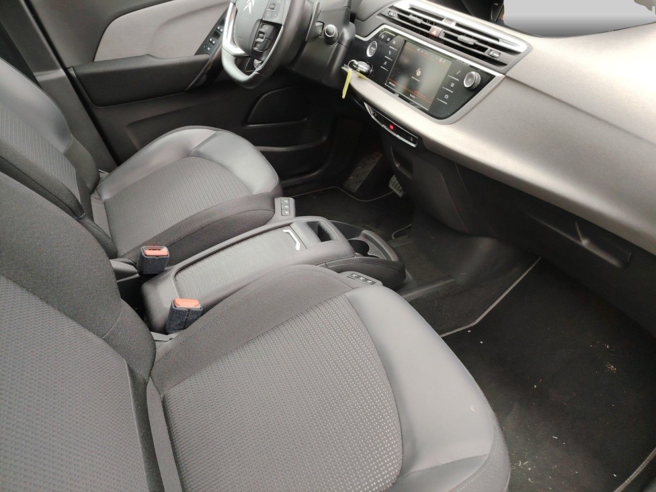 Fahrzeugabbildung Citroën Grand C4 Picasso/Spacetourer Shine Pack 7-Sitzer